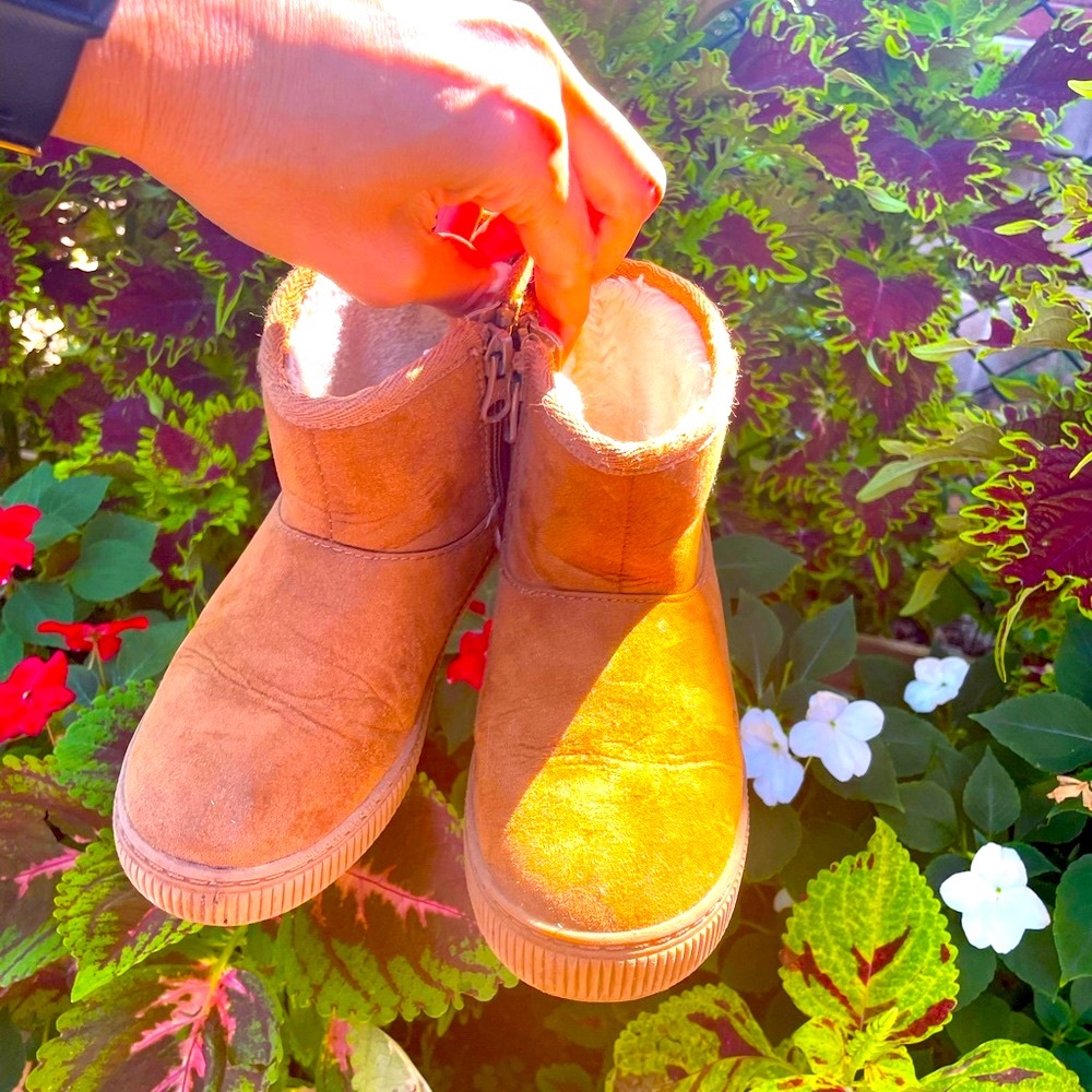 Toddler ankle cozy suede brown boots